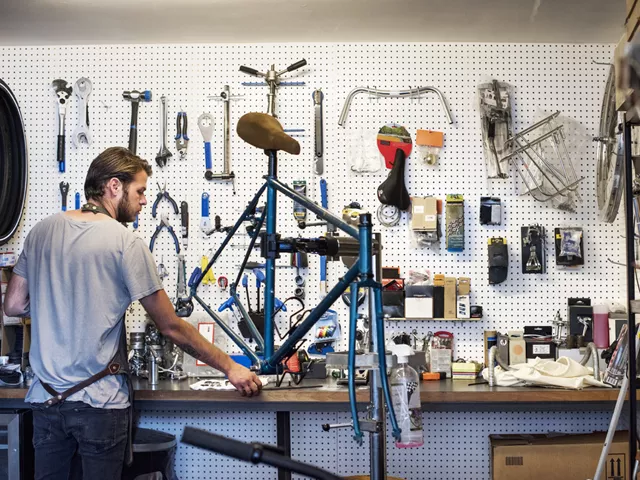 Panduan Memilih Bengkel Sepeda Terbaik agar Servis Aman