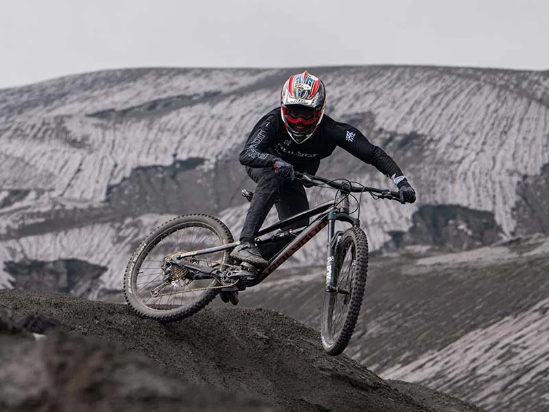 Menjadi Pembalap Sepeda Gunung Profesional: Langkah-langkah yang Harus Ditempuh